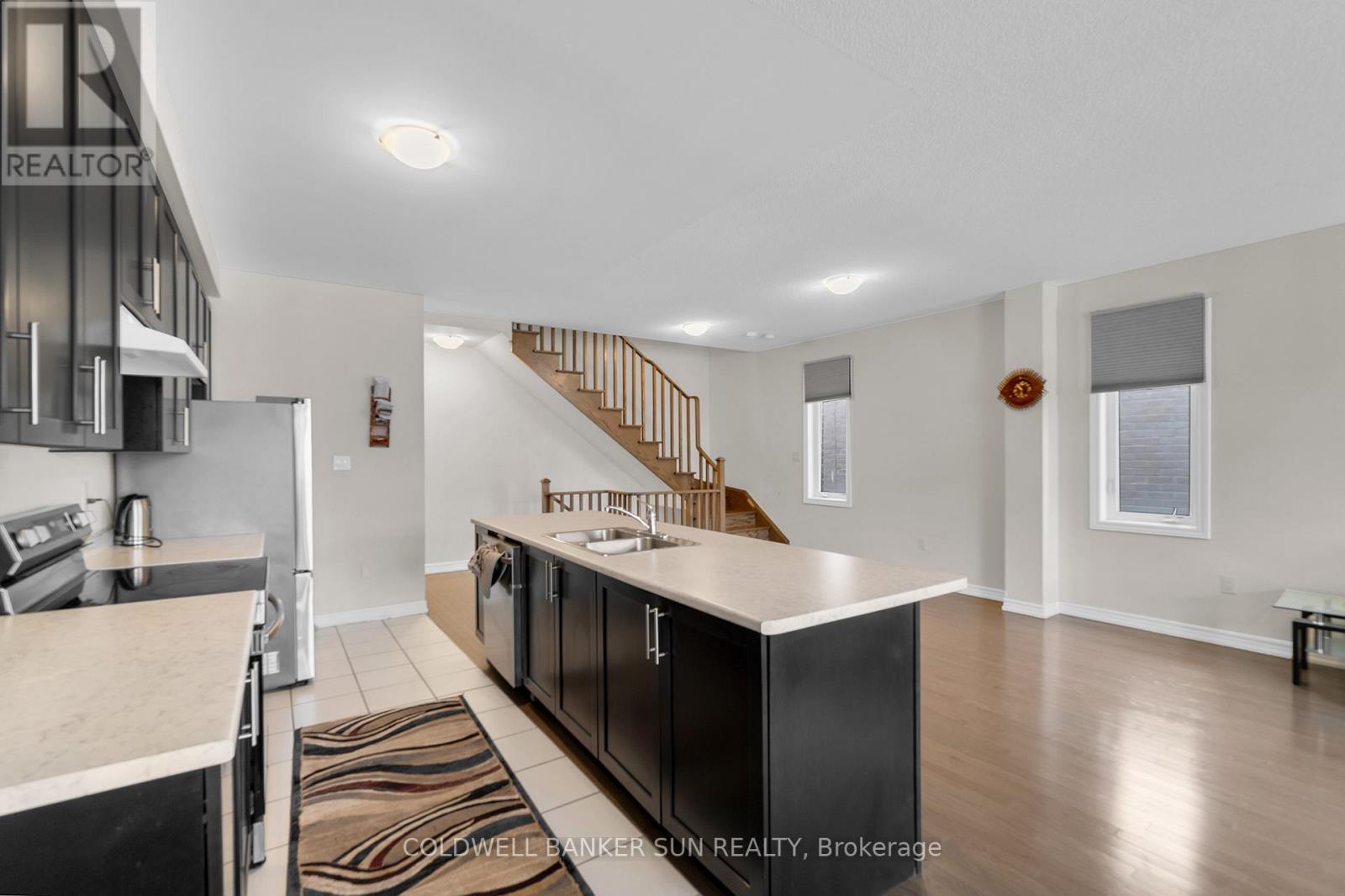42 Donald Ficht Crescent, Brampton, Ontario  L7A 5H8 - Photo 13 - W12302880