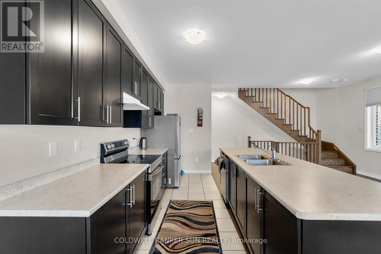 42 Donald Ficht Crescent, Brampton, Ontario  L7A 5H8 - Photo 14 - W12302880