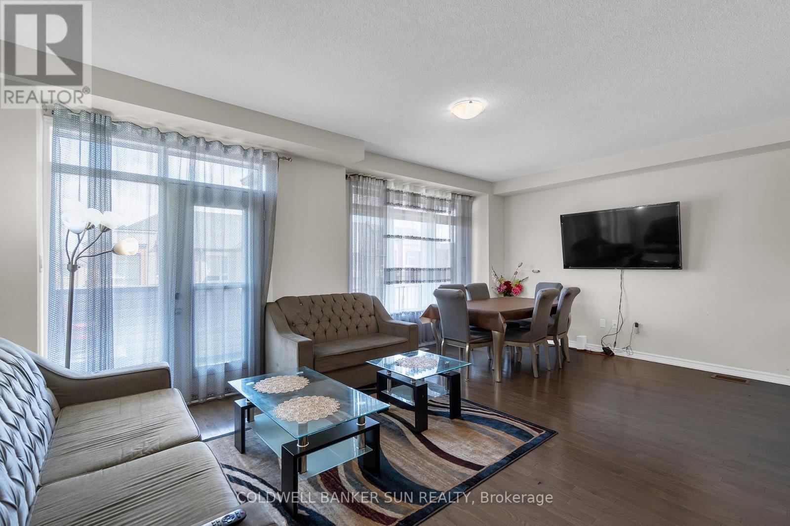 42 Donald Ficht Crescent, Brampton, Ontario  L7A 5H8 - Photo 15 - W12302880