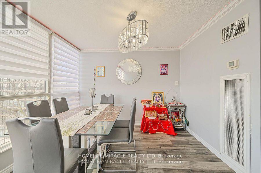 511 - 5 Rowntree Road, Toronto, Ontario  M9V 5G9 - Photo 13 - W12302953