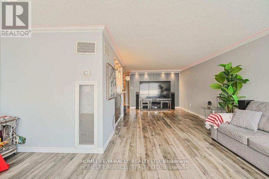 511 - 5 Rowntree Road, Toronto, Ontario  M9V 5G9 - Photo 14 - W12302953