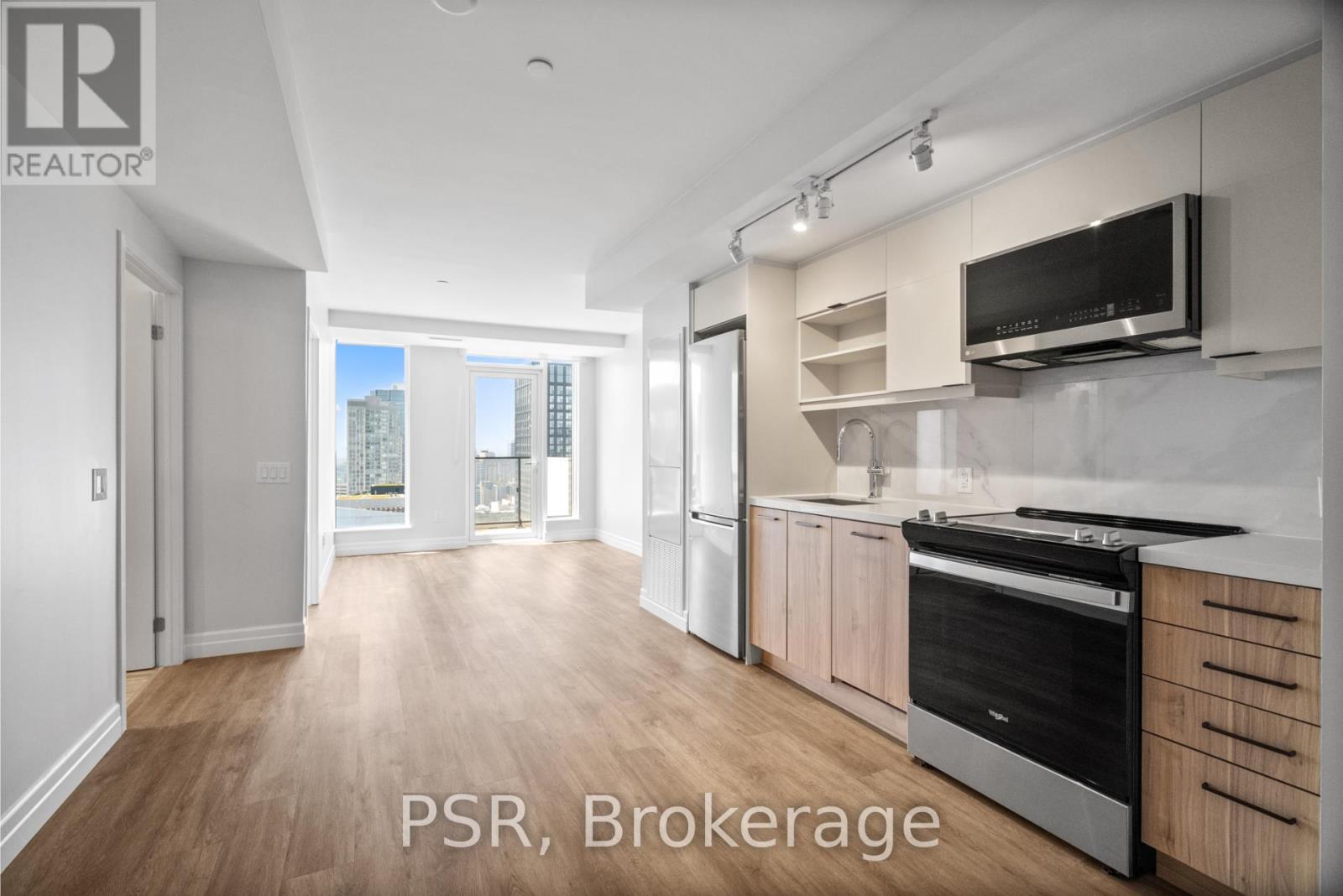 3209 - 203 Jarvis Street, Toronto, Ontario  M5B 0E7 - Photo 2 - C12303009