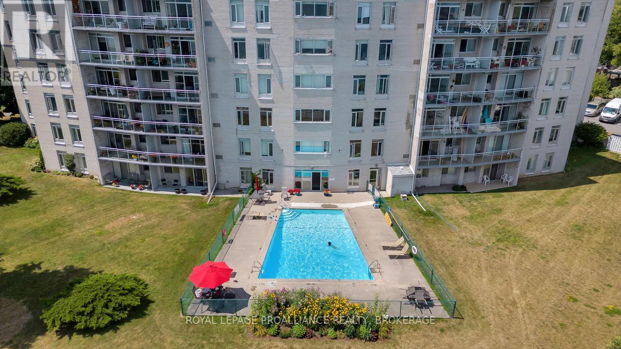 604 - 1 Mowat Avenue, Kingston, Ontario  K7M 1J8 - Photo 6 - X12303119
