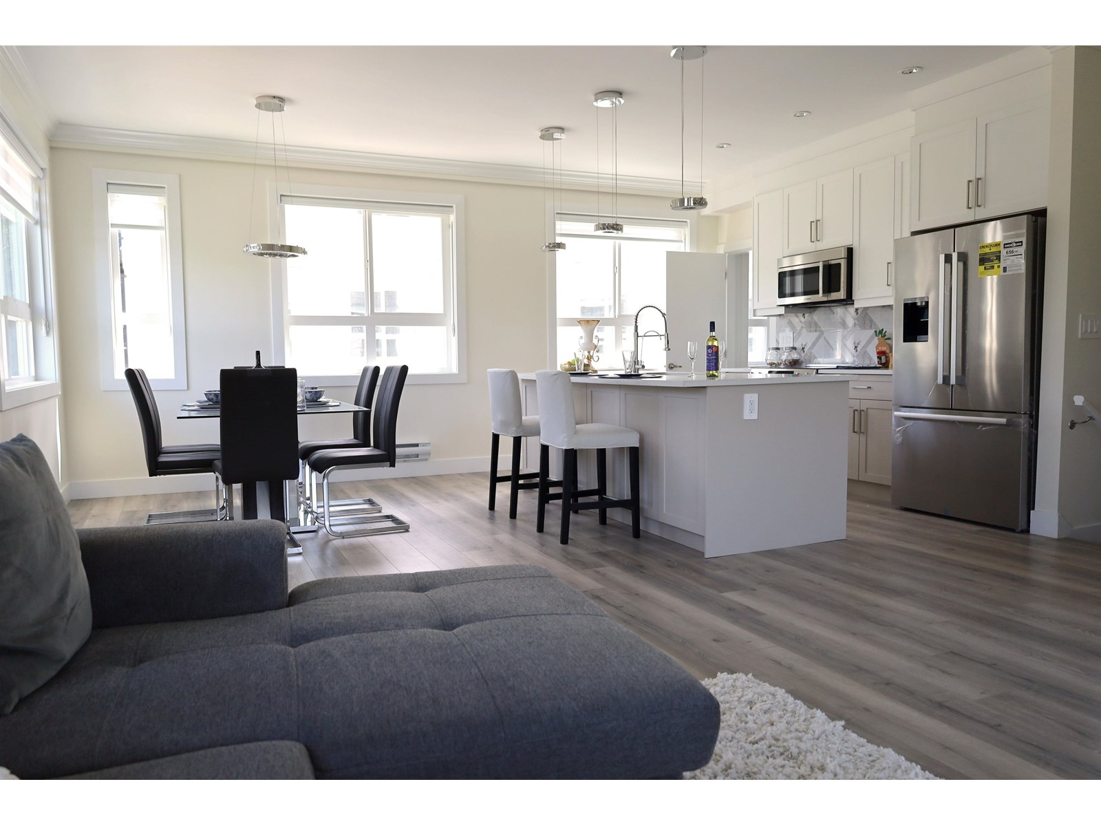 27 8181 135a Street, Surrey, British Columbia V3W 3N8 - Photo 1 - R3014048