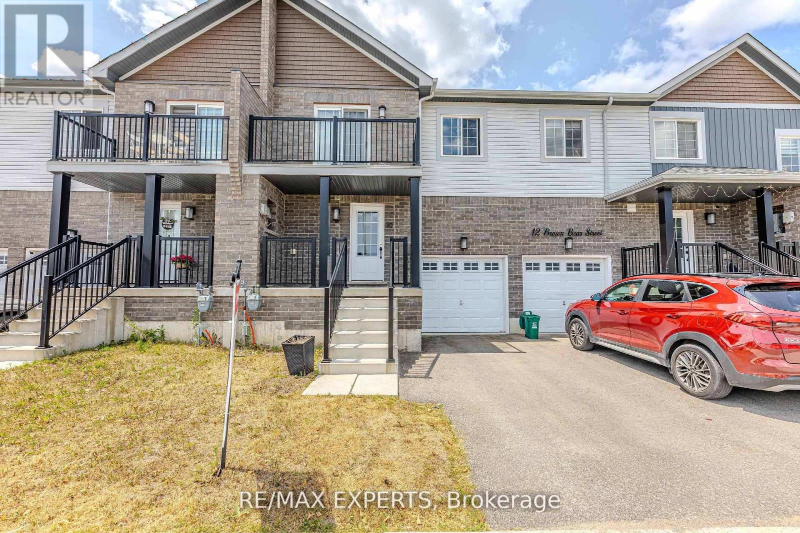 10 BROWN BEAR STREET, Barrie, Ontario