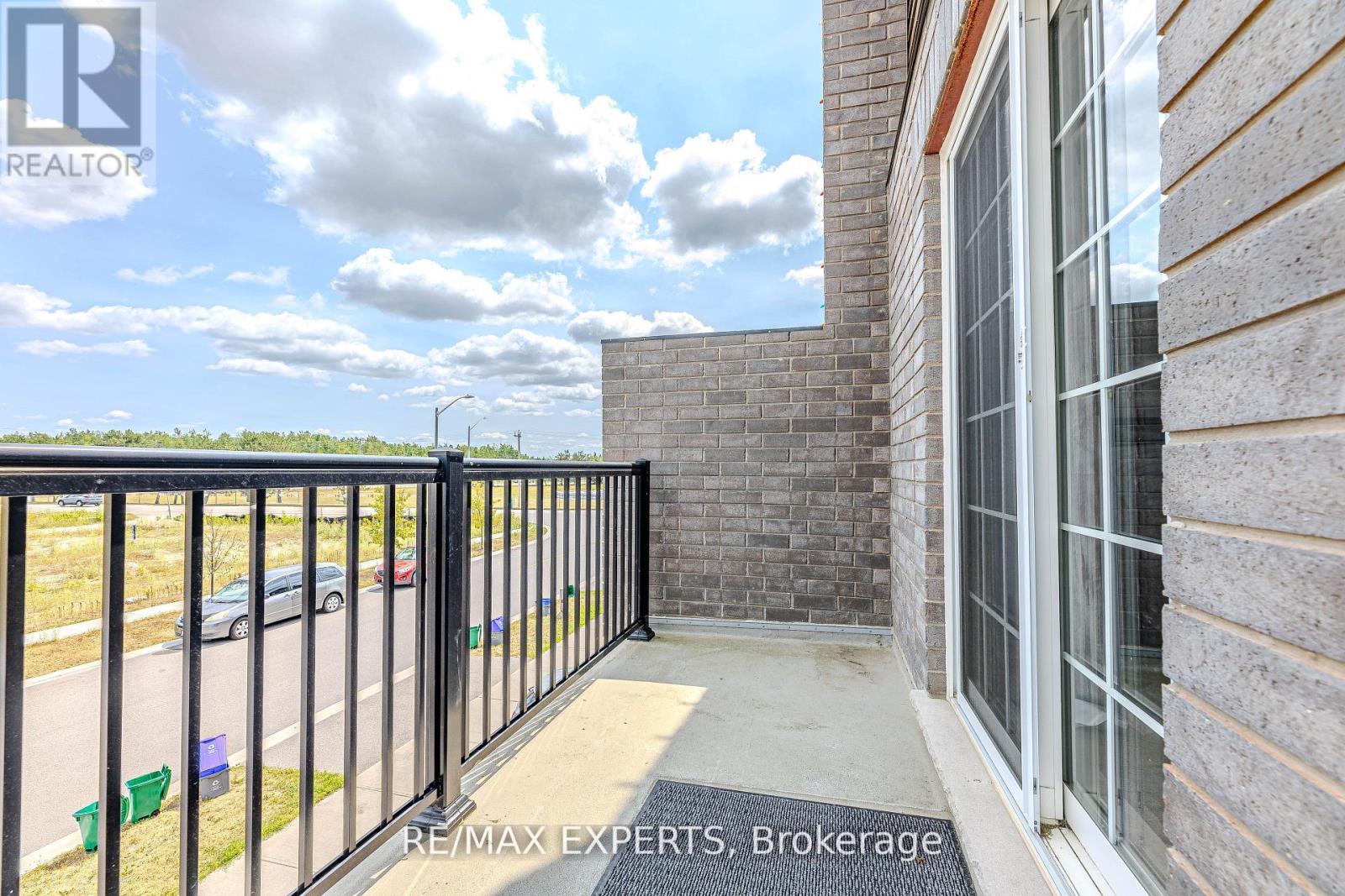 10 Brown Bear Street, Barrie, Ontario  L9J 0H8 - Photo 34 - S12302987