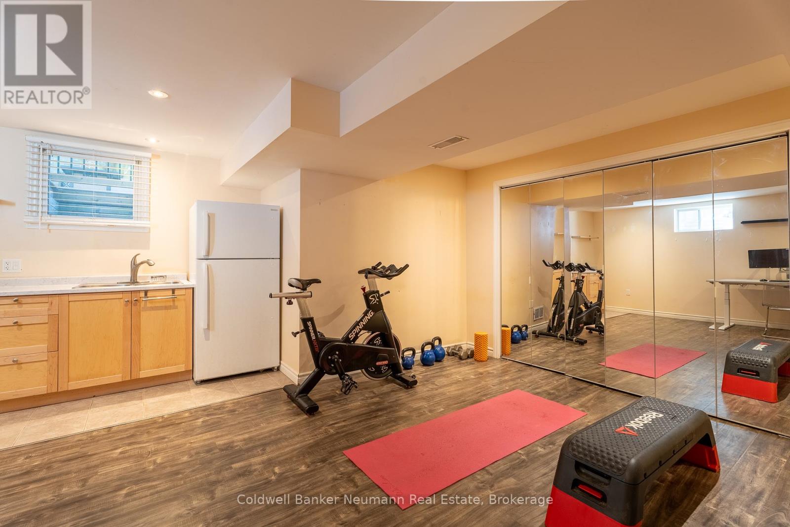 87 Boulder Crescent, Guelph (Clairfields/hanlon Business Park), Ontario  N1G 5A1 - Photo 27 - X12303056