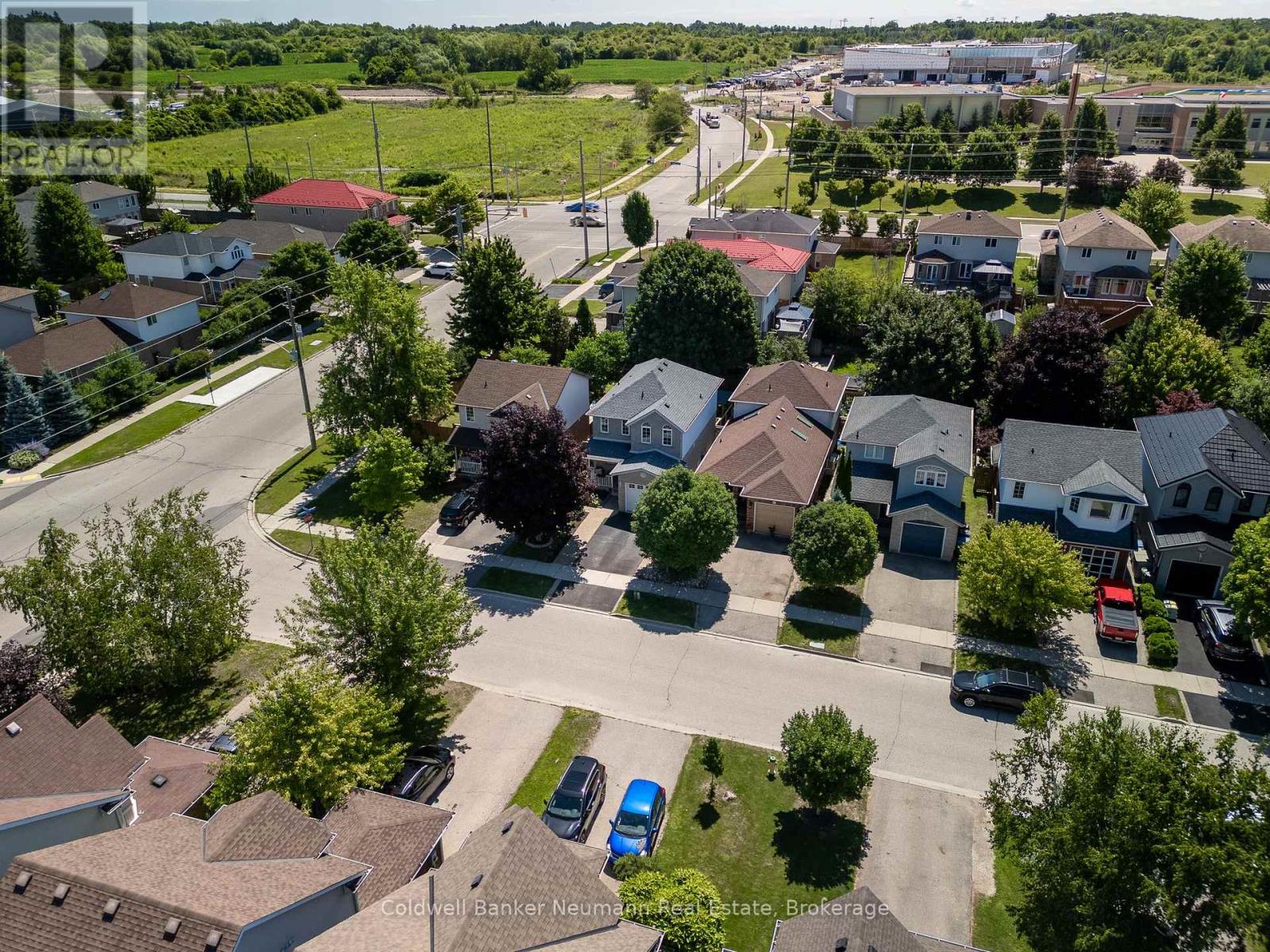 87 Boulder Crescent, Guelph, Ontario  N1G 5A1 - Photo 38 - X12303056