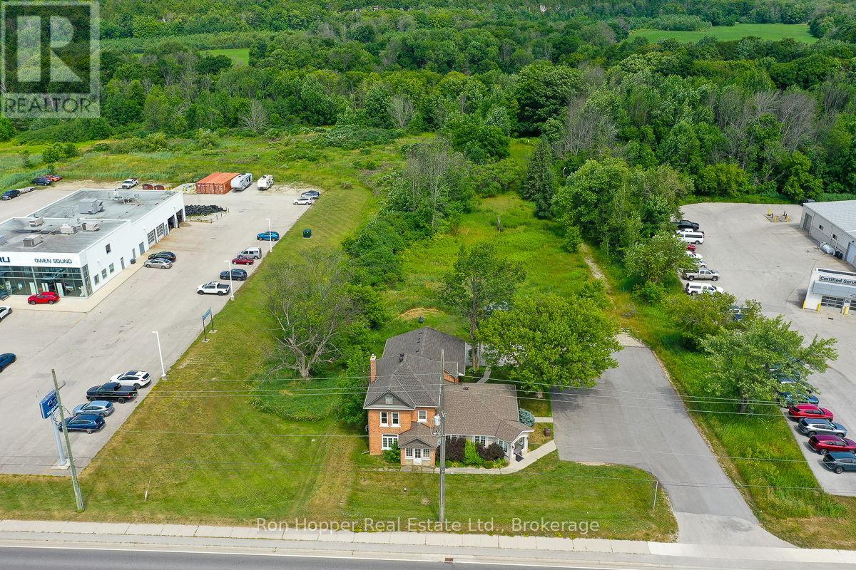 202421 Highway 21 N, Georgian Bluffs, Ontario  N4K 5N7 - Photo 44 - X12303135