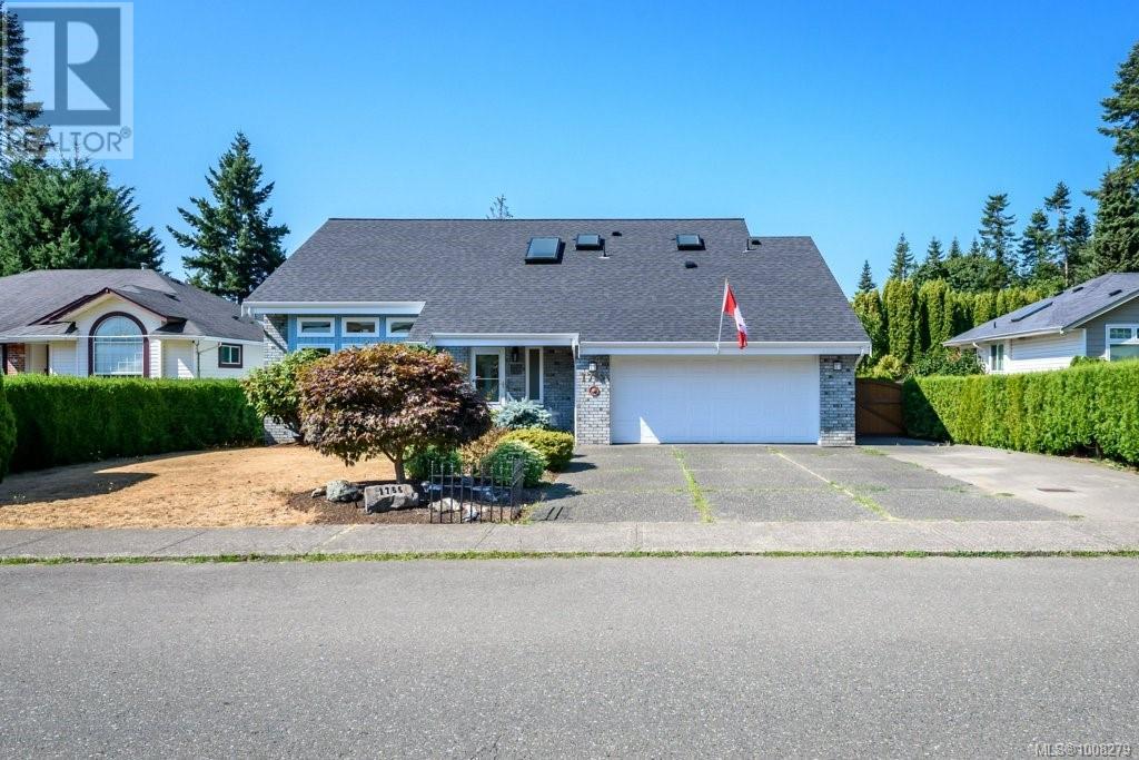 1755 Thorpe Ave, Courtenay, British Columbia