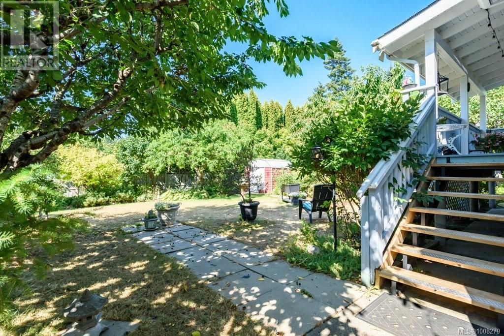 1755 Thorpe Ave, Courtenay, British Columbia  V9M 8M3 - Photo 11 - 1008279