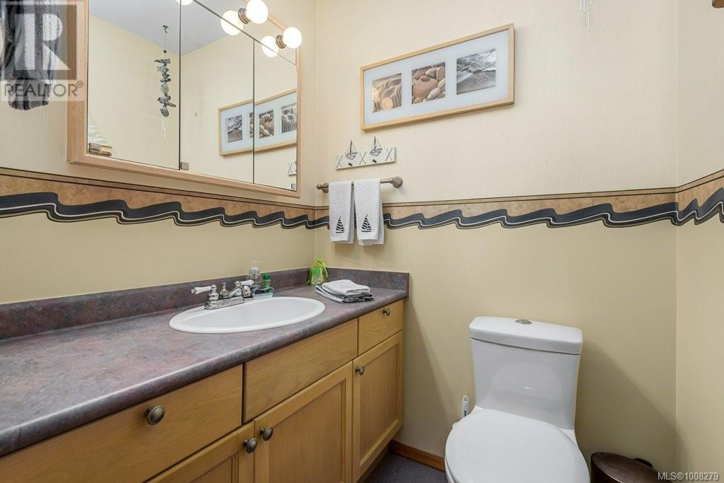 1755 Thorpe Ave, Courtenay, British Columbia  V9M 8M3 - Photo 23 - 1008279