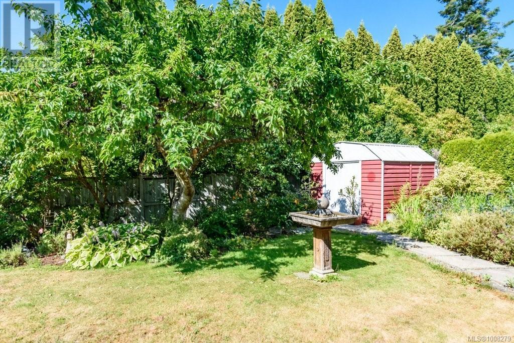 1755 Thorpe Ave, Courtenay, British Columbia  V9M 8M3 - Photo 44 - 1008279