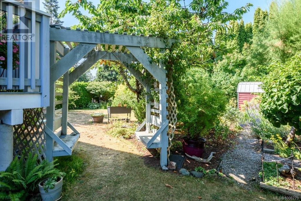 1755 Thorpe Ave, Courtenay, British Columbia  V9M 8M3 - Photo 48 - 1008279