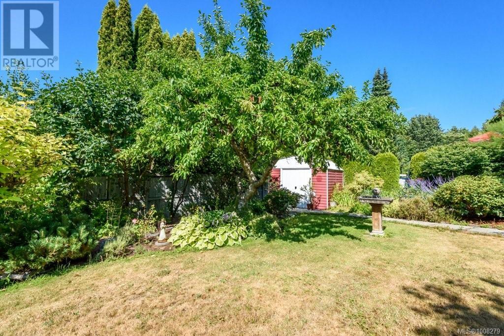 1755 Thorpe Ave, Courtenay, British Columbia  V9M 8M3 - Photo 45 - 1008279