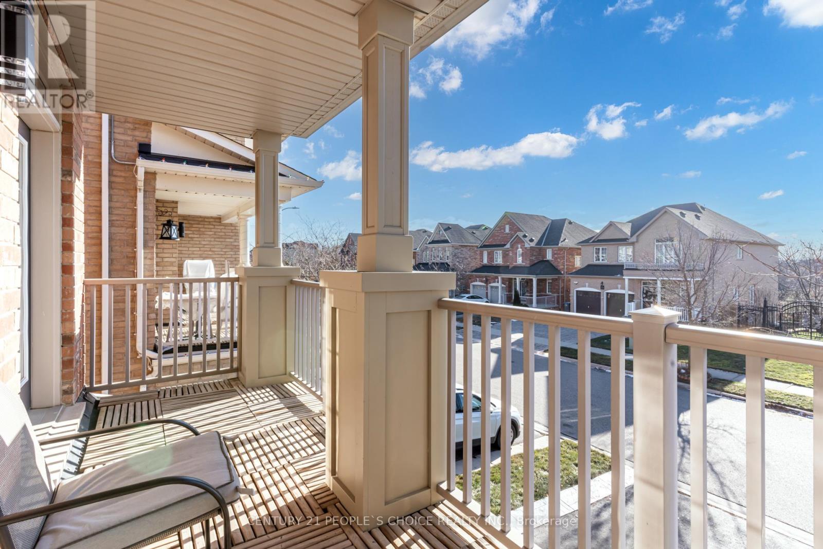 25 Fahey Drive, Brampton (Bram West), Ontario  L6Y 0N8 - Photo 9 - W12302744