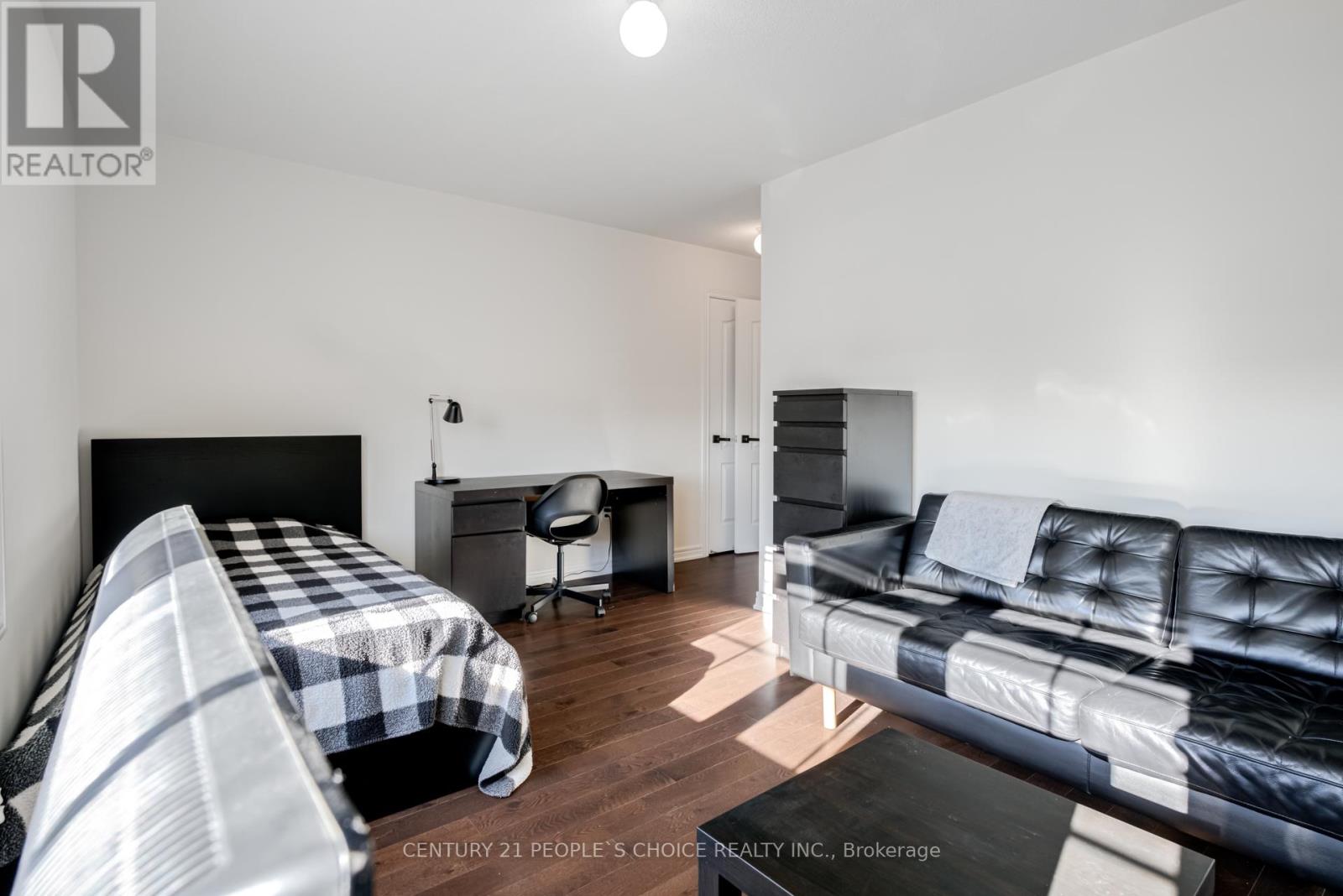 25 Fahey Drive, Brampton (Bram West), Ontario  L6Y 0N8 - Photo 31 - W12302744