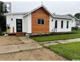 244 3rd Avenue E, Gravelbourg, Ca
