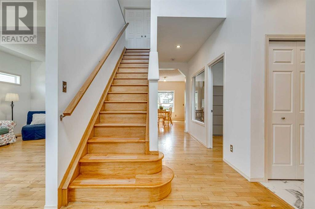 Property at 214 Springmere Close image 5