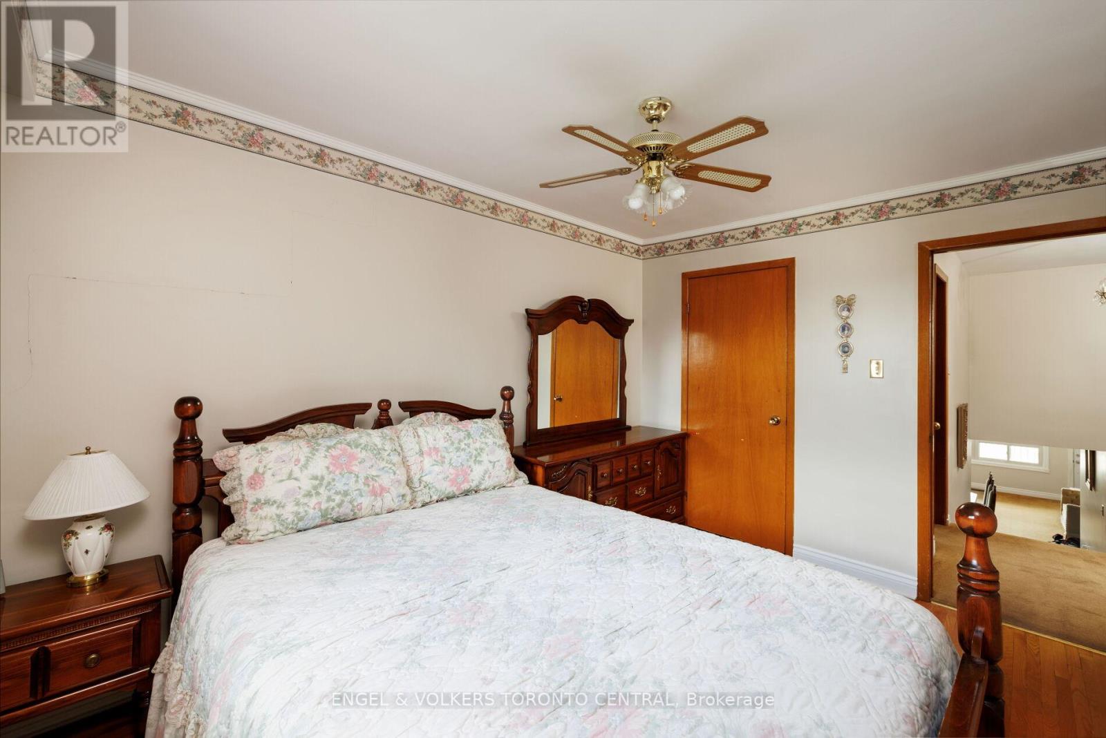 231 Shawnee Circle, Toronto, Ontario  M2H 2Y3 - Photo 20 - C12303116