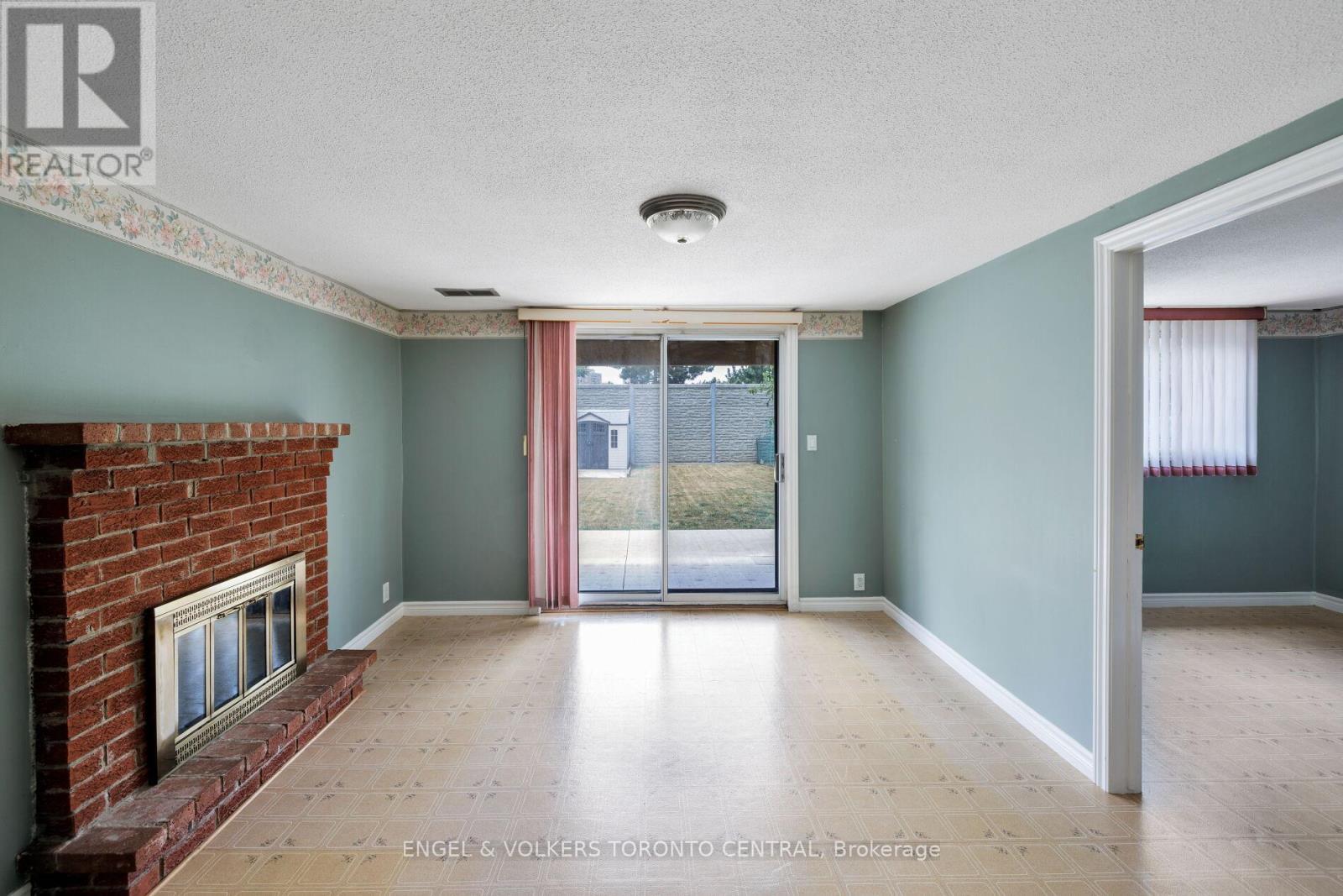 231 Shawnee Circle, Toronto, Ontario  M2H 2Y3 - Photo 38 - C12303116