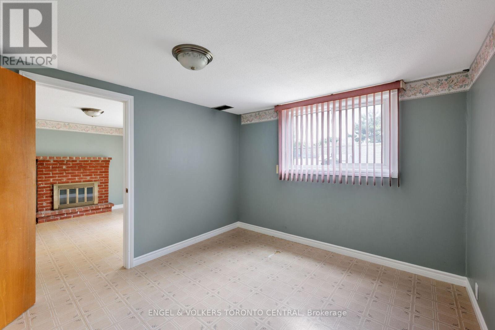231 Shawnee Circle, Toronto, Ontario  M2H 2Y3 - Photo 42 - C12303116