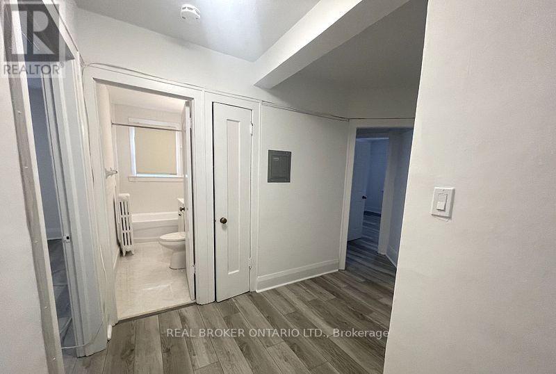 9 - 2 Broadway Avenue, Toronto, Ontario  M4P 1T4 - Photo 11 - C12303166
