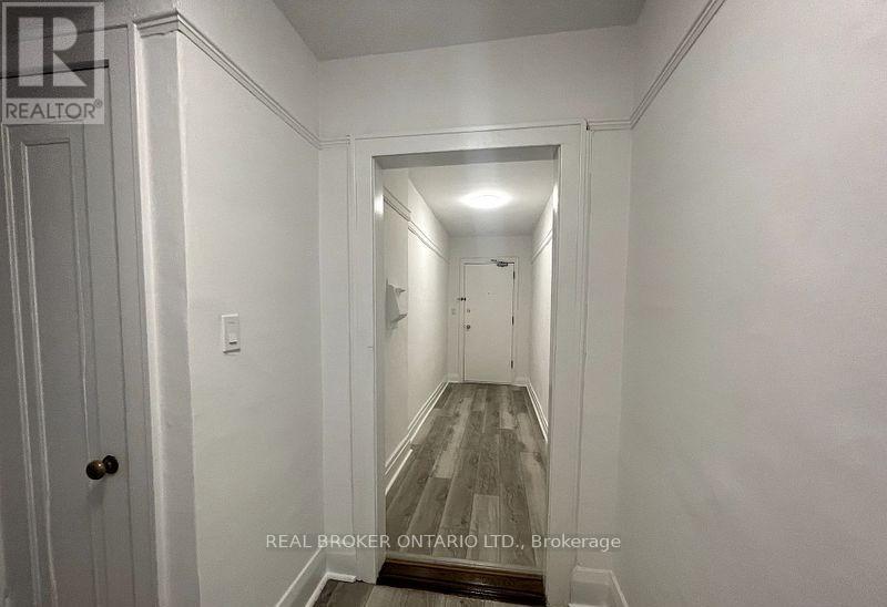 9 - 2 Broadway Avenue, Toronto, Ontario  M4P 1T4 - Photo 2 - C12303166