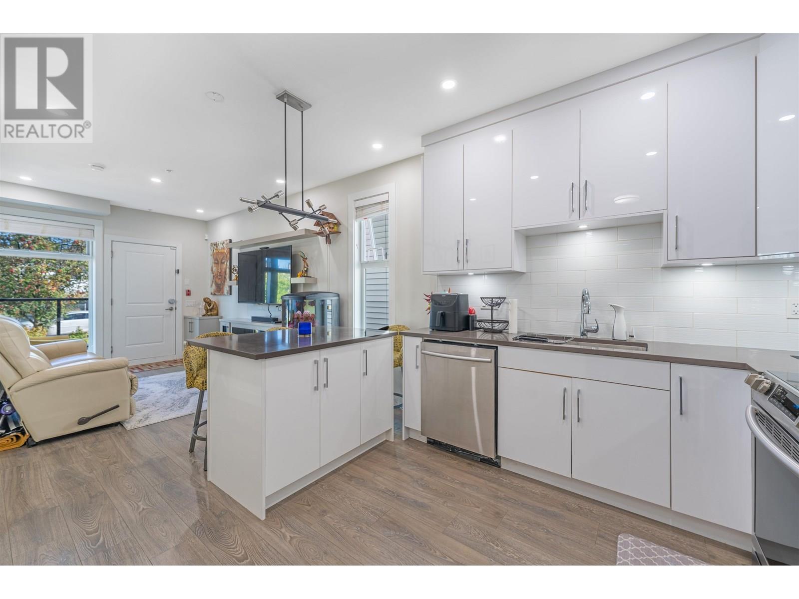 Property at 5069 EARLES STREET image 5