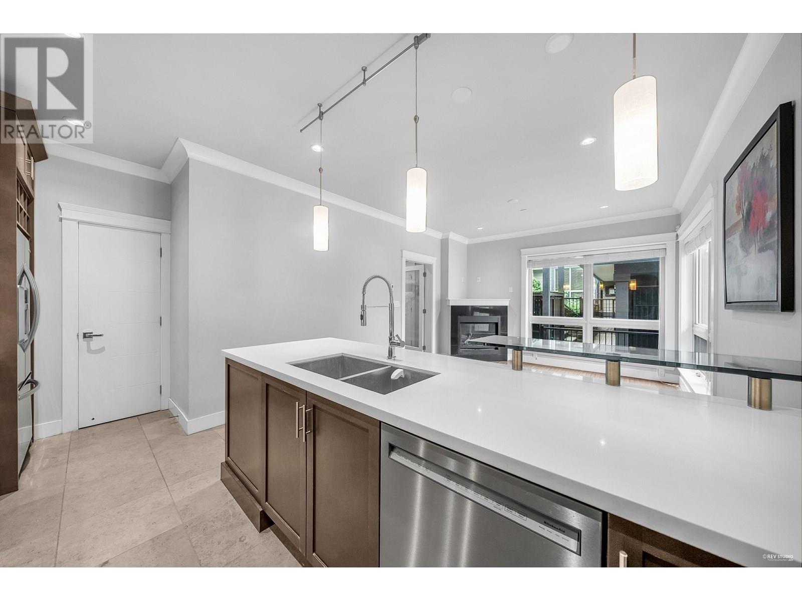 3 651 W 14th Street, North Vancouver, British Columbia  V7M 1R3 - Photo 29 - R3021520