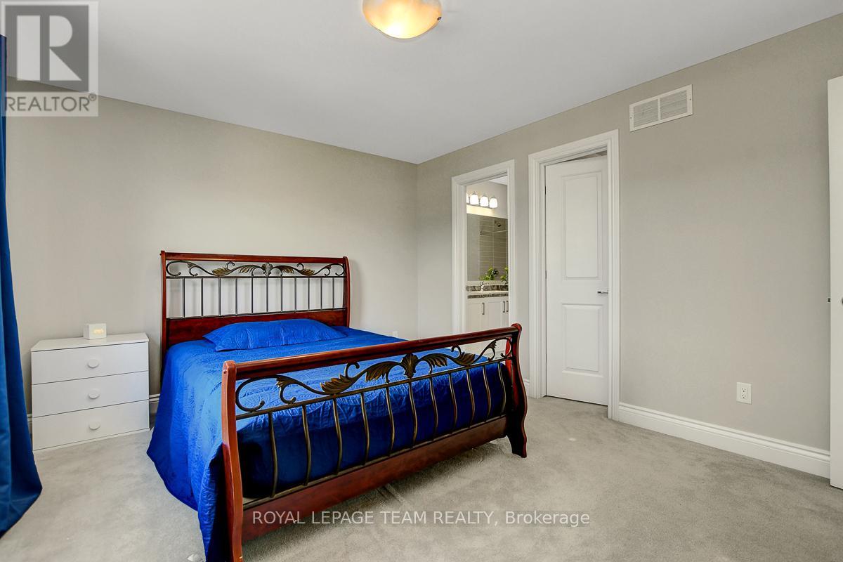 879 Percival Crescent, Ottawa, Ontario  K4M 0G3 - Photo 27 - X12303231