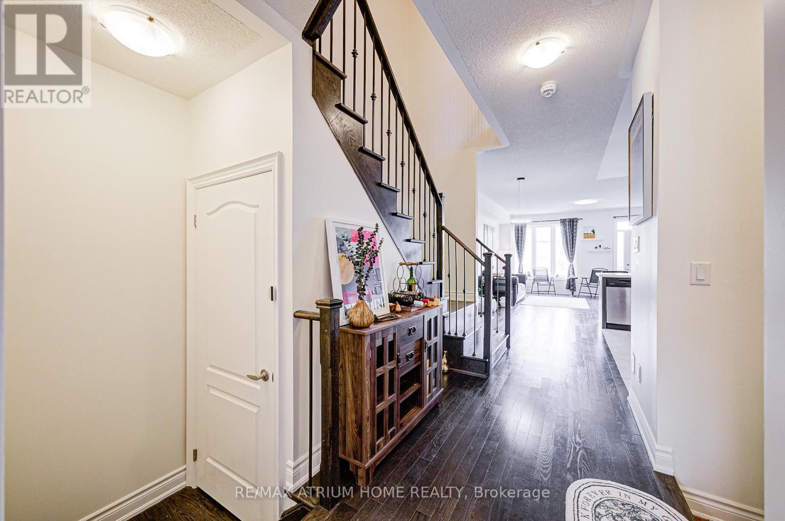 Property at 24 BRIARFIELD AVENUE image 4