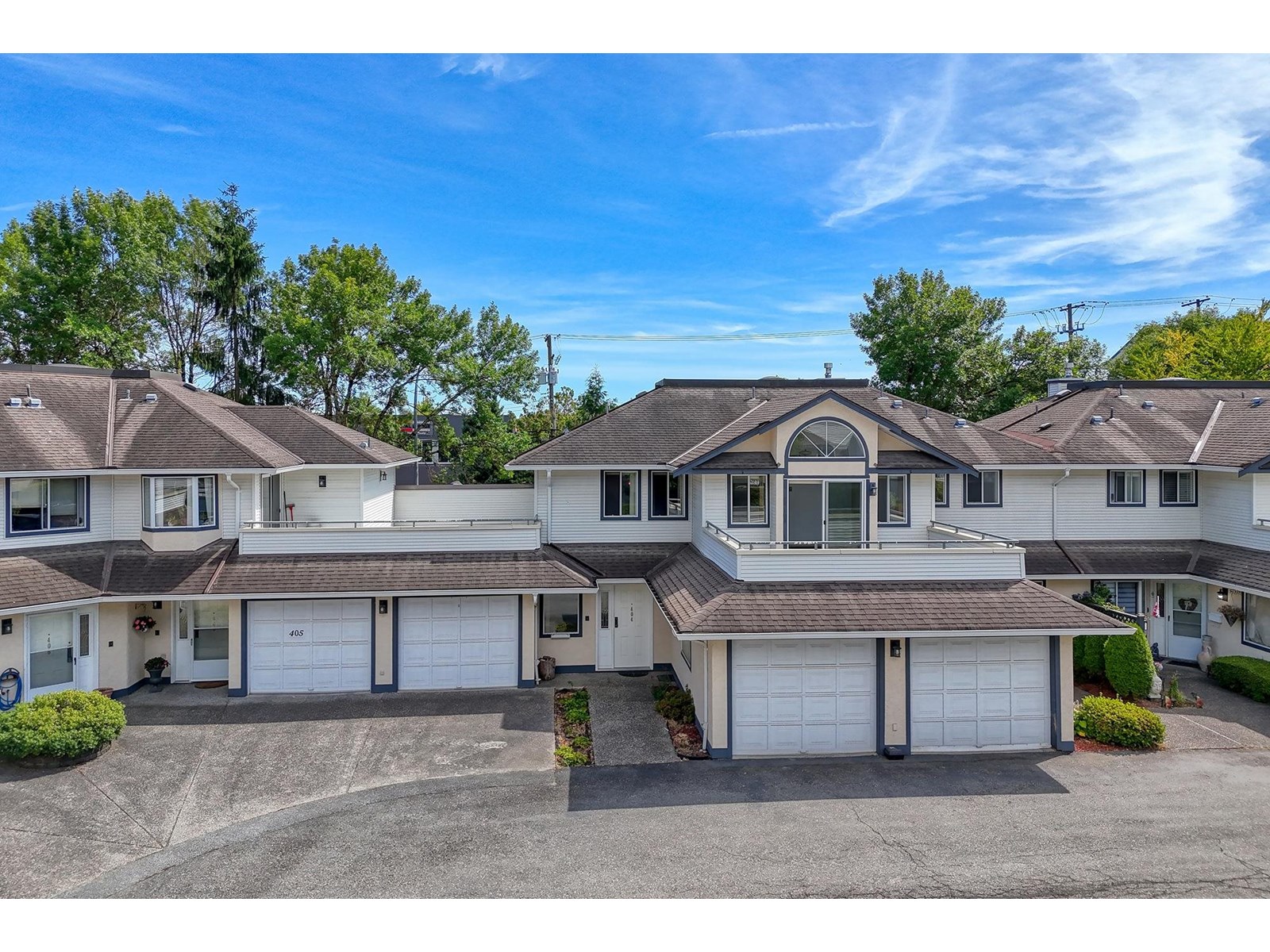 Property at 404 19645 64 AVENUE image 1