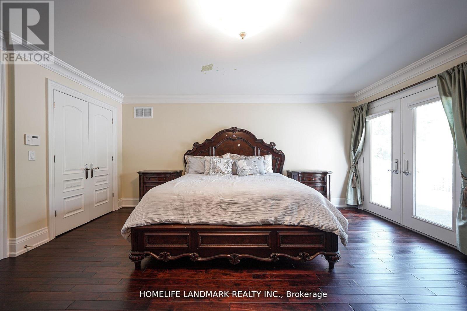 450 Meadow Wood Road, Mississauga, Ontario  L5J 2S3 - Photo 27 - W12303067