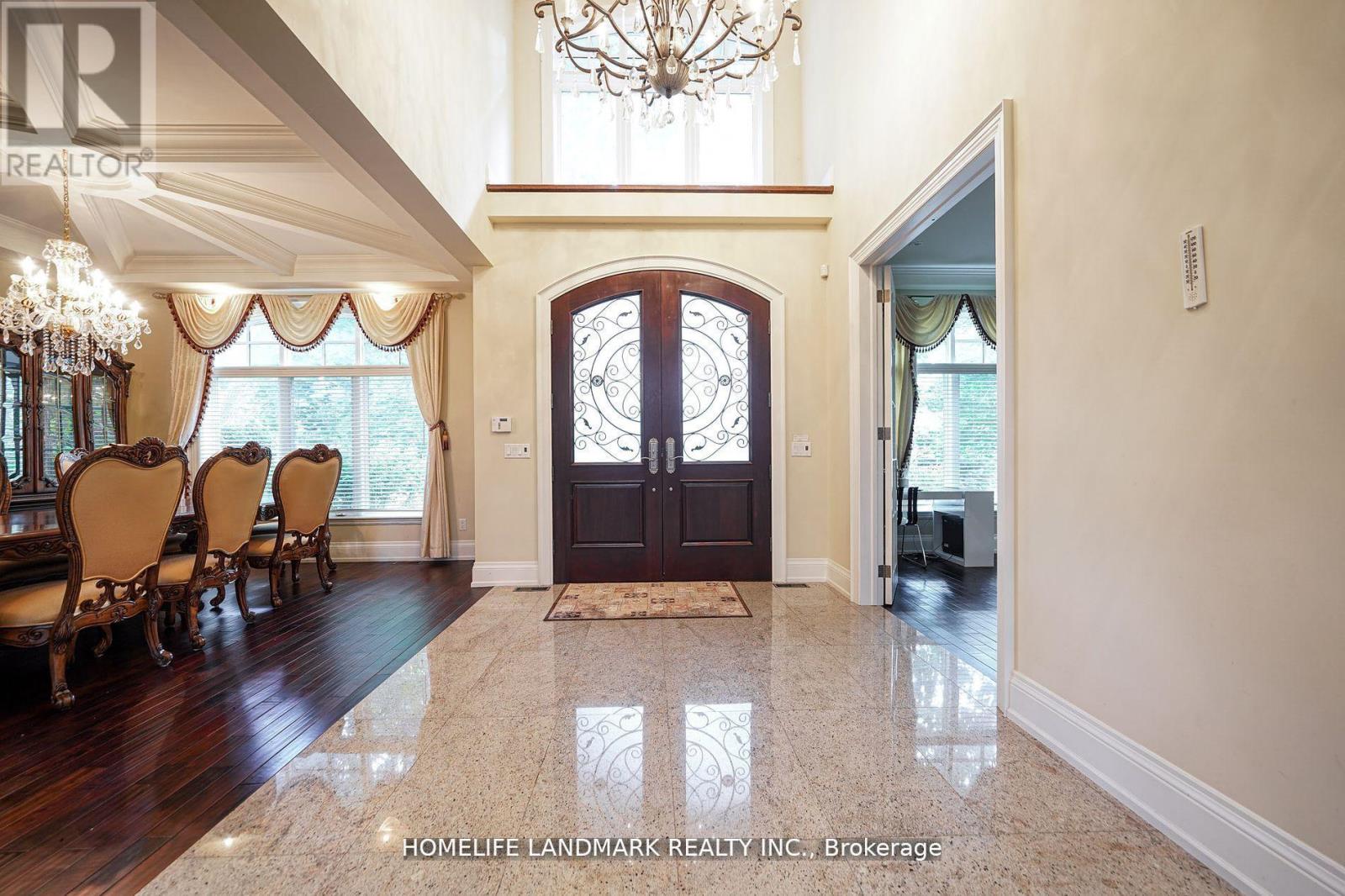450 Meadow Wood Road, Mississauga, Ontario  L5J 2S3 - Photo 6 - W12303067