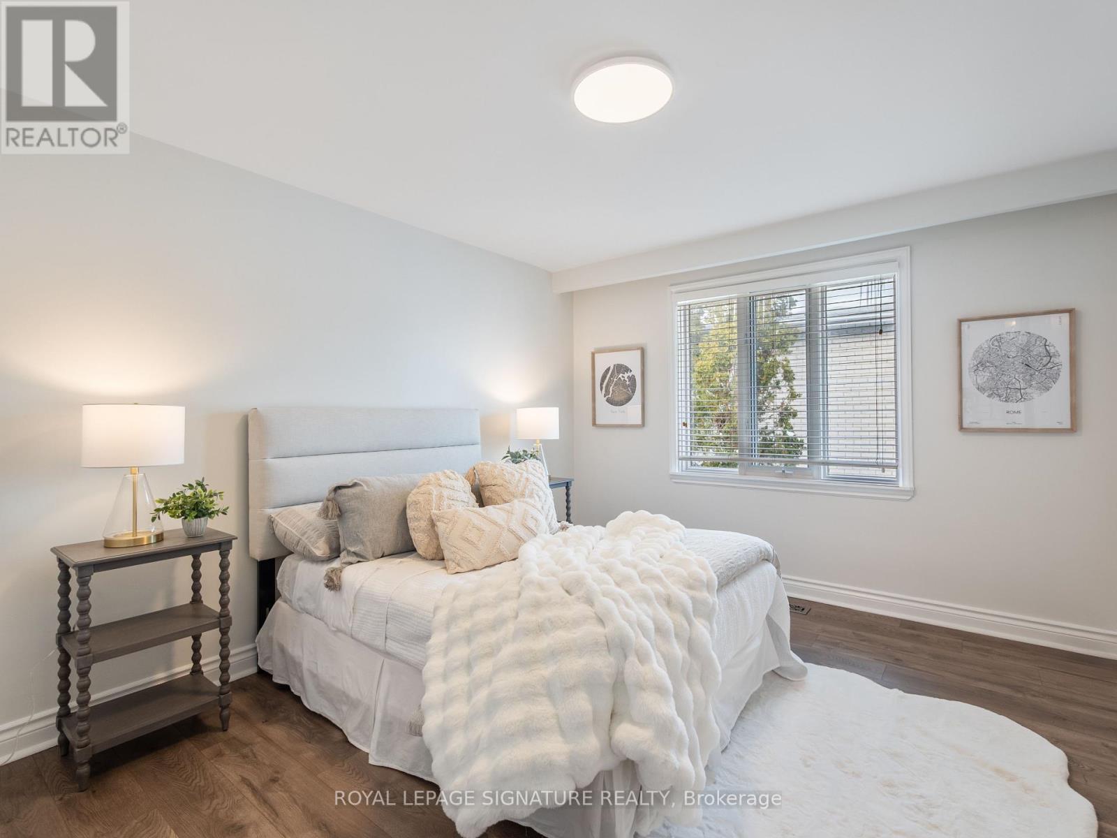 1376 Tecumseh Park Drive, Mississauga, Ontario  L5H 2W6 - Photo 21 - W12303144