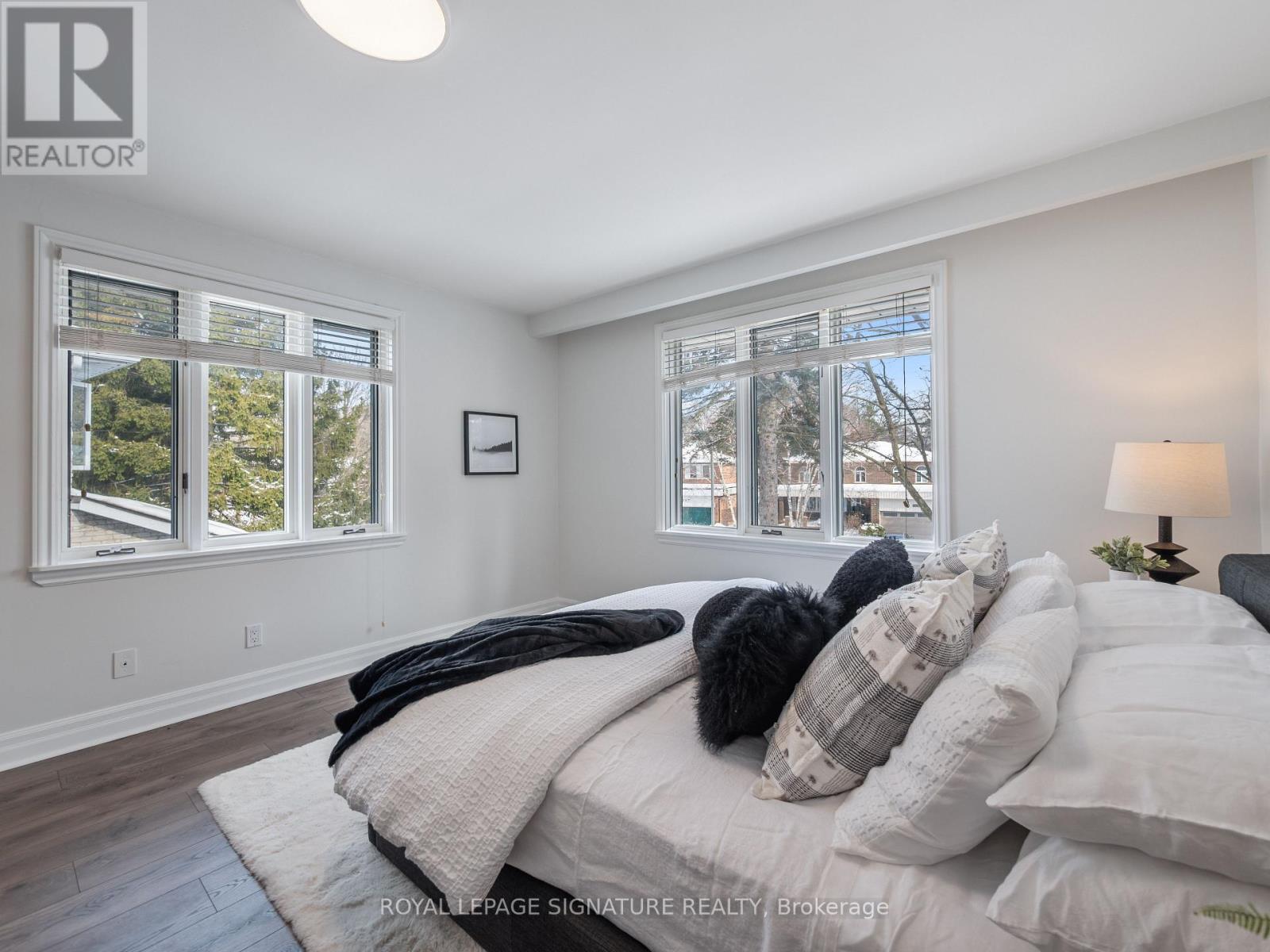 1376 Tecumseh Park Drive, Mississauga, Ontario  L5H 2W6 - Photo 24 - W12303144