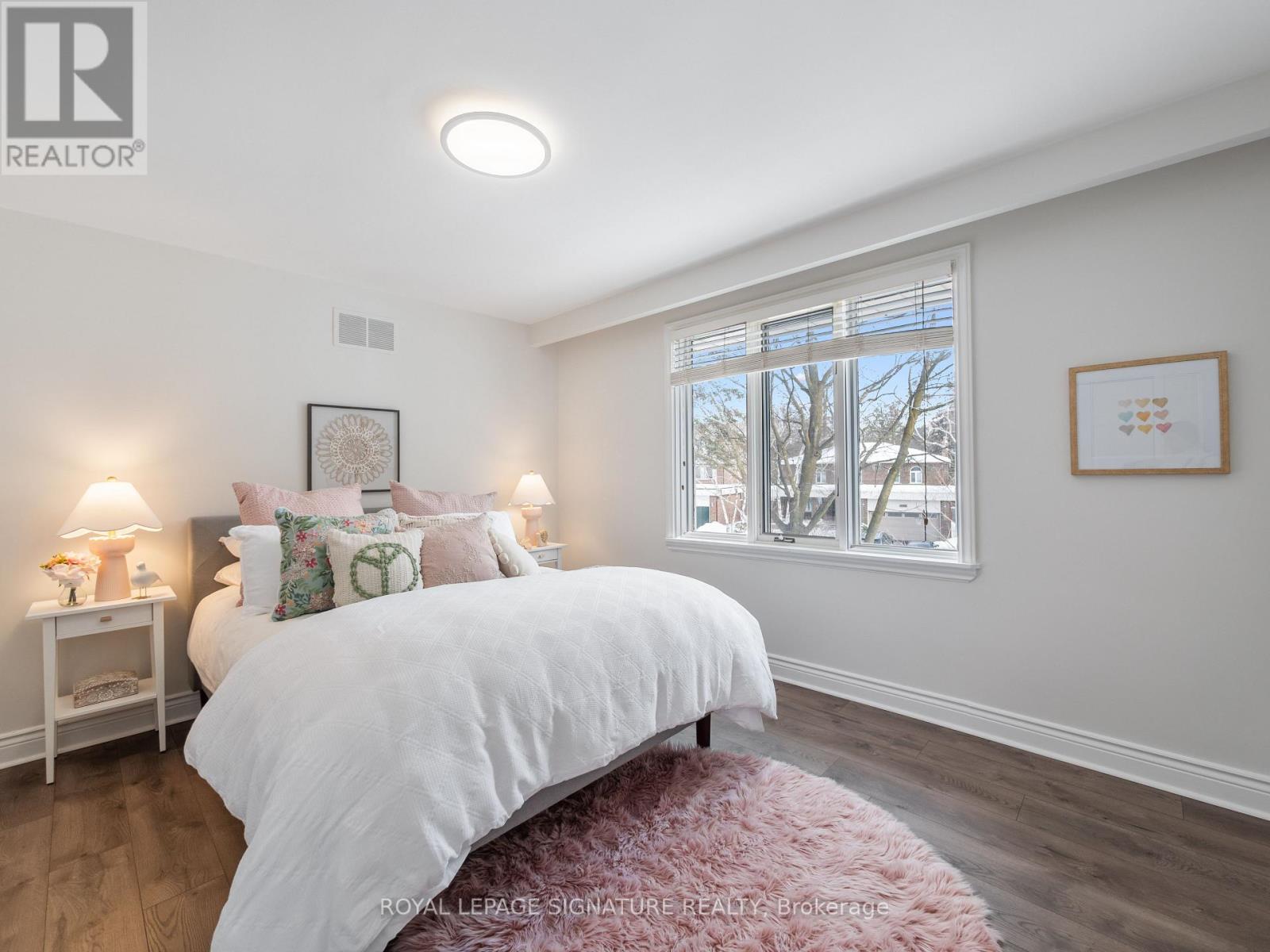 1376 Tecumseh Park Drive, Mississauga, Ontario  L5H 2W6 - Photo 25 - W12303144