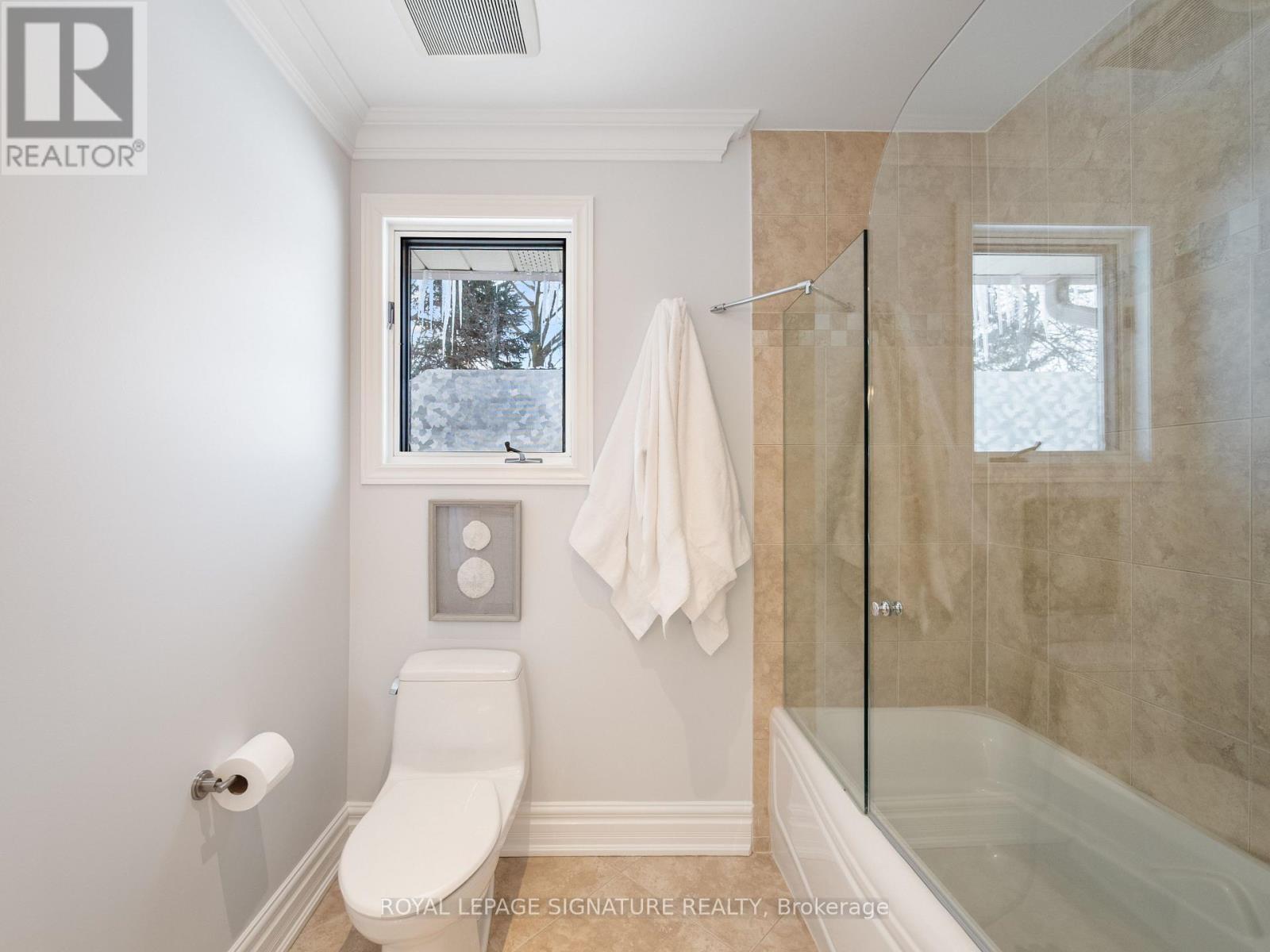 1376 Tecumseh Park Drive, Mississauga, Ontario  L5H 2W6 - Photo 28 - W12303144
