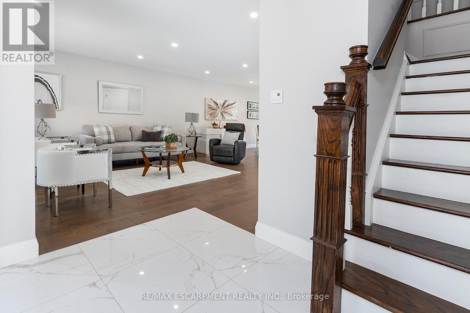 Property at 436 GOODRAM DRIVE image 5