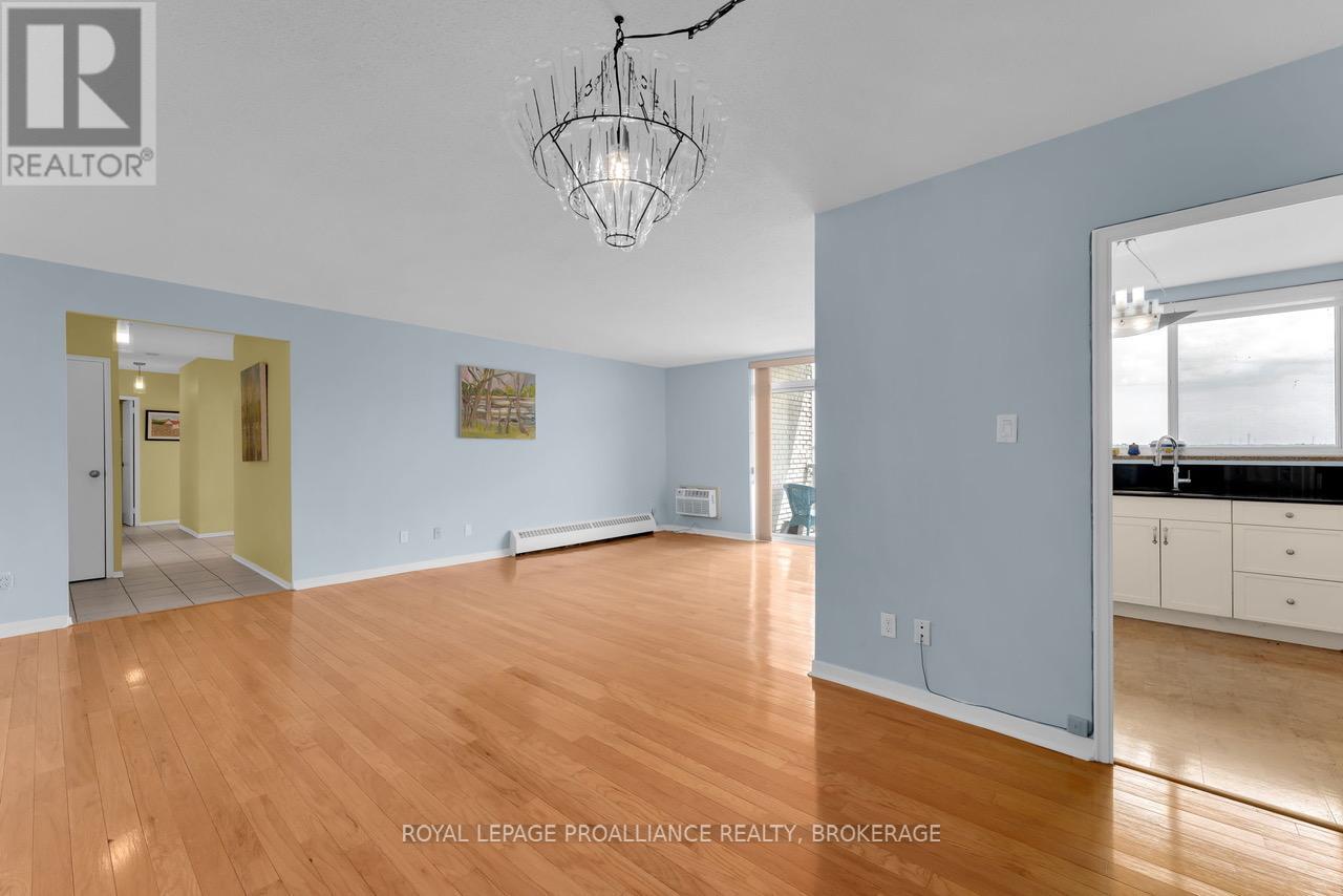 604 - 1 Mowat Avenue, Kingston, Ontario  K7M 1J8 - Photo 13 - X12303119