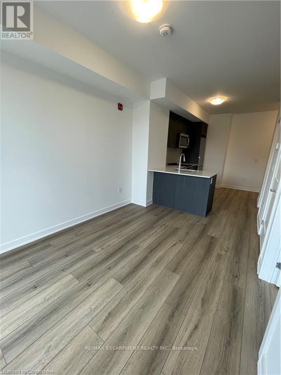 214 - 312 Erb Street W, Waterloo, Ontario  N2L 0K9 - Photo 13 - X12303132