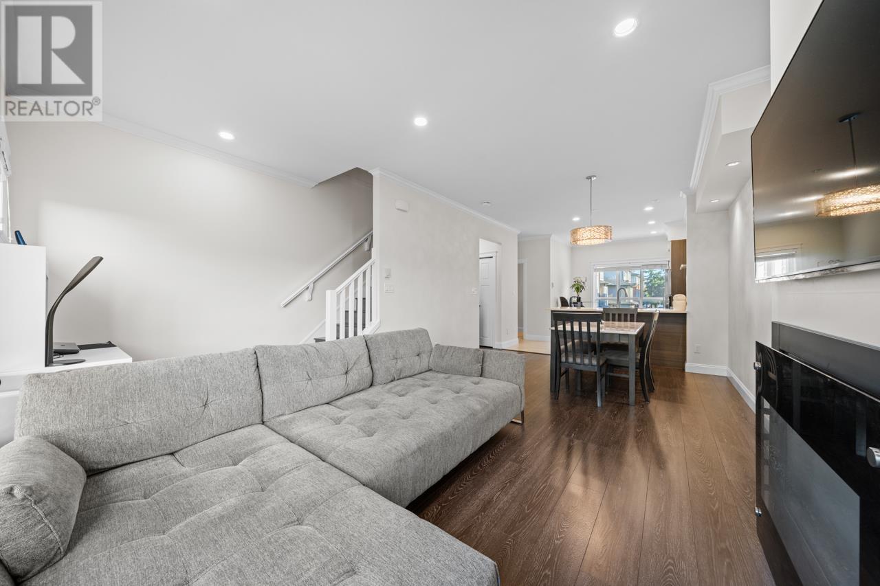 2 7691 Bridge Street, Richmond, British Columbia  V6Y 2S6 - Photo 15 - R3024345