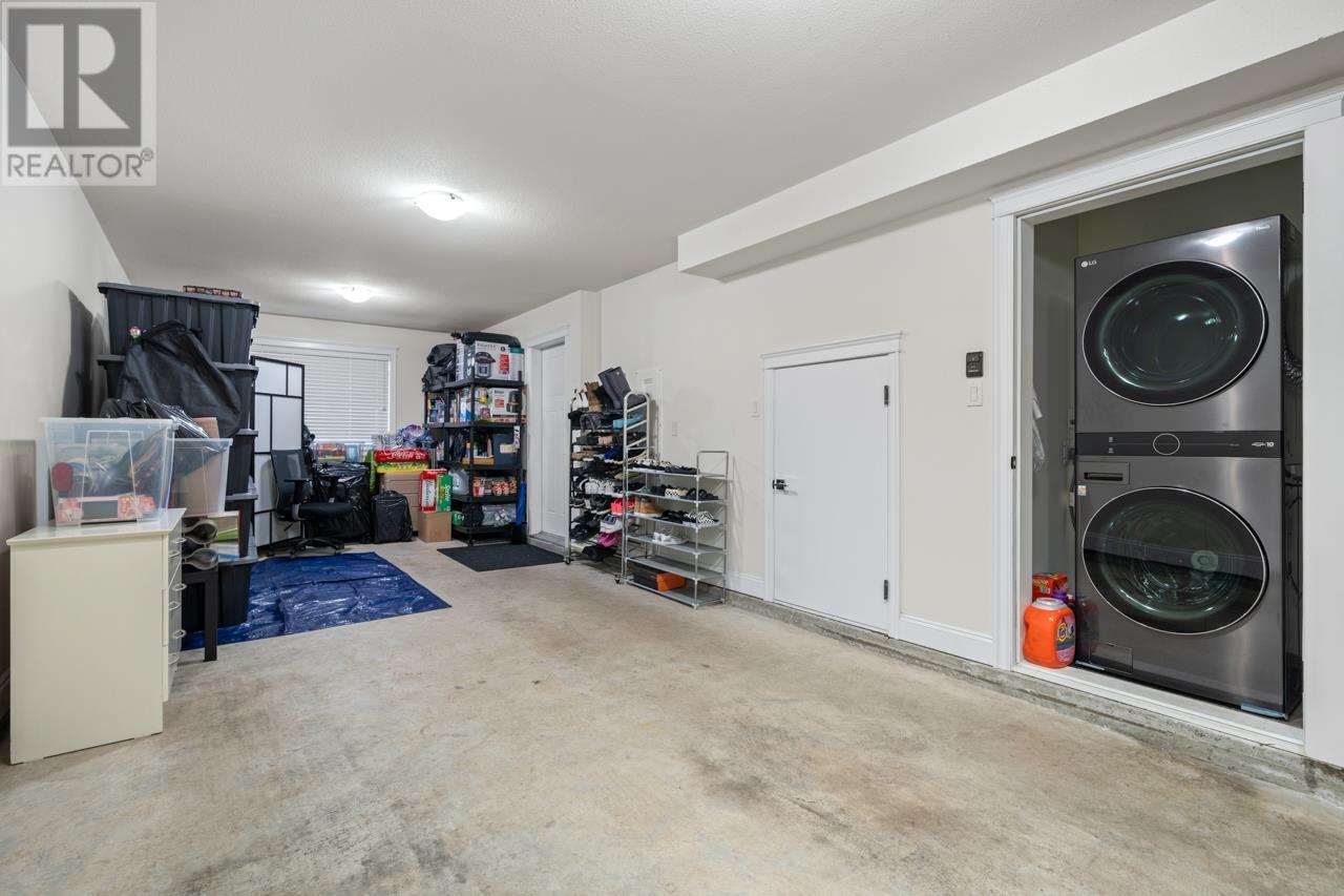 2 7691 Bridge Street, Richmond, British Columbia  V6Y 2S6 - Photo 23 - R3024345