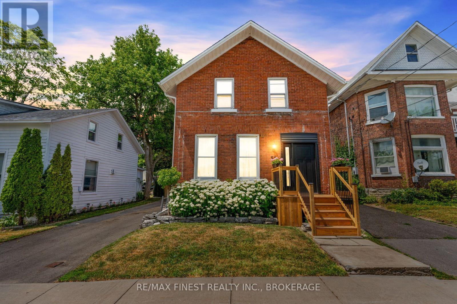 Property at 55 BRIDGE STREET W image 1