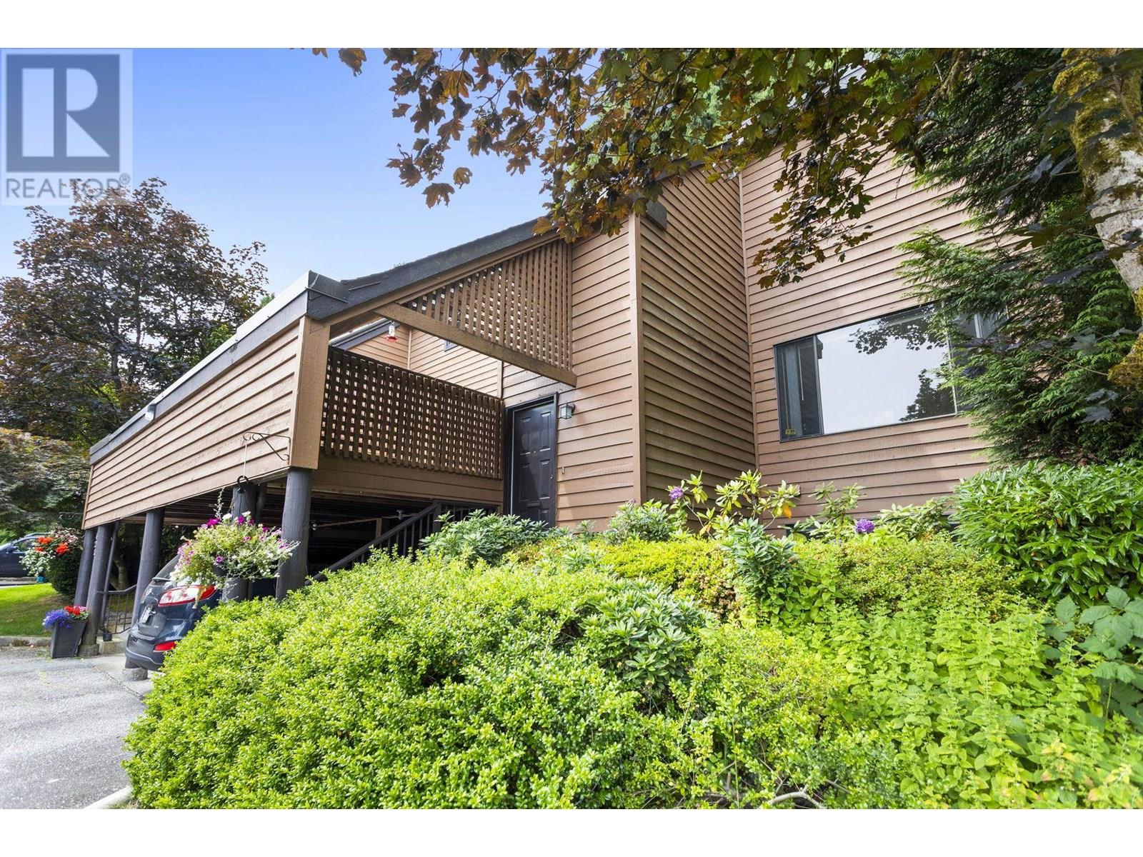 Property at 423 CAMBRIDGE WAY image 4
