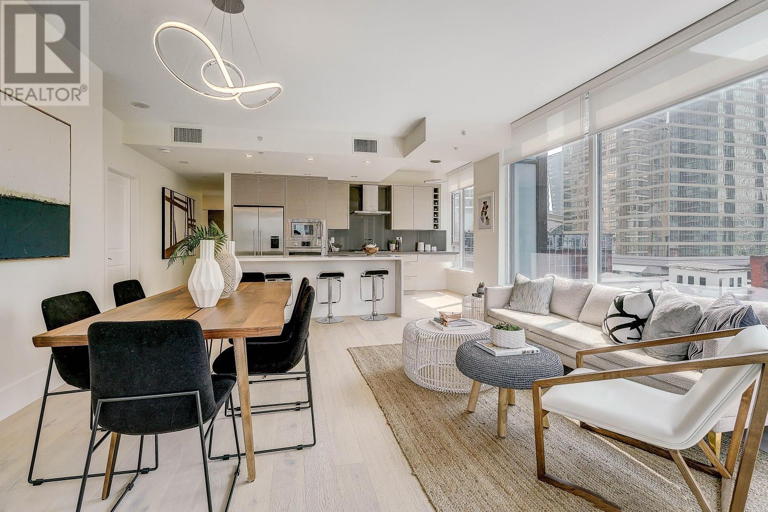 903 1211 Melville Street, Vancouver, British Columbia  V6E 0A7 - Photo 1 - R3025156