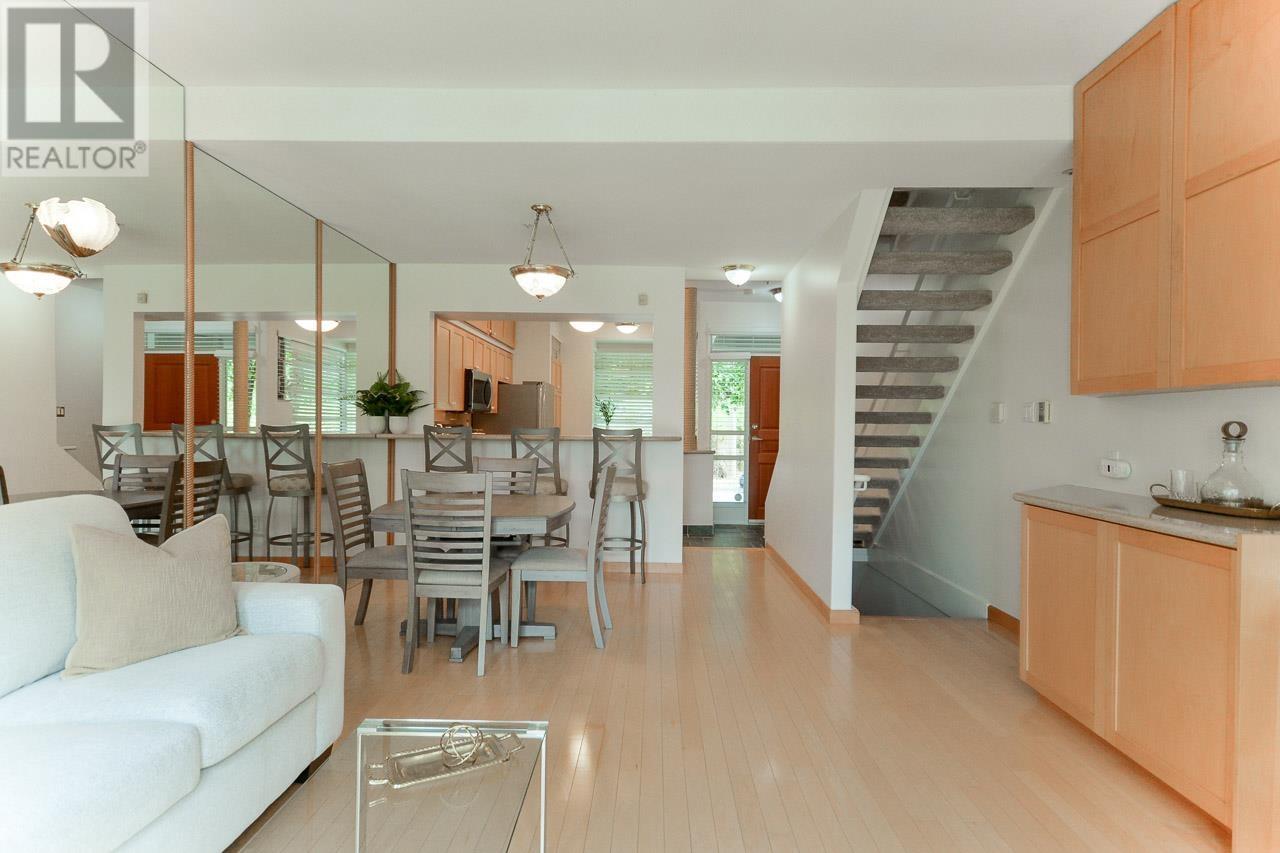 Th2 2040 E Kent South Avenue, Vancouver, British Columbia  V5P 4X2 - Photo 22 - R3025303