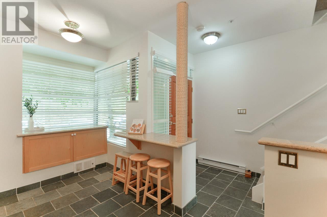 Th2 2040 E Kent South Avenue, Vancouver, British Columbia  V5P 4X2 - Photo 9 - R3025303