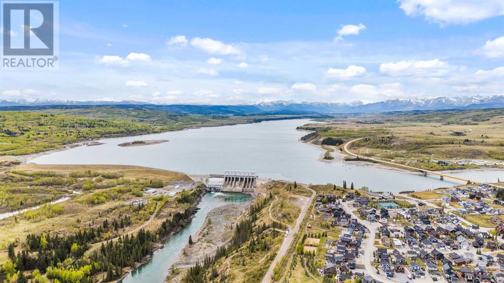 332 Cottageclub Way, Rural Rocky View County, Alberta  T4C 1C3 - Photo 42 - A2225129